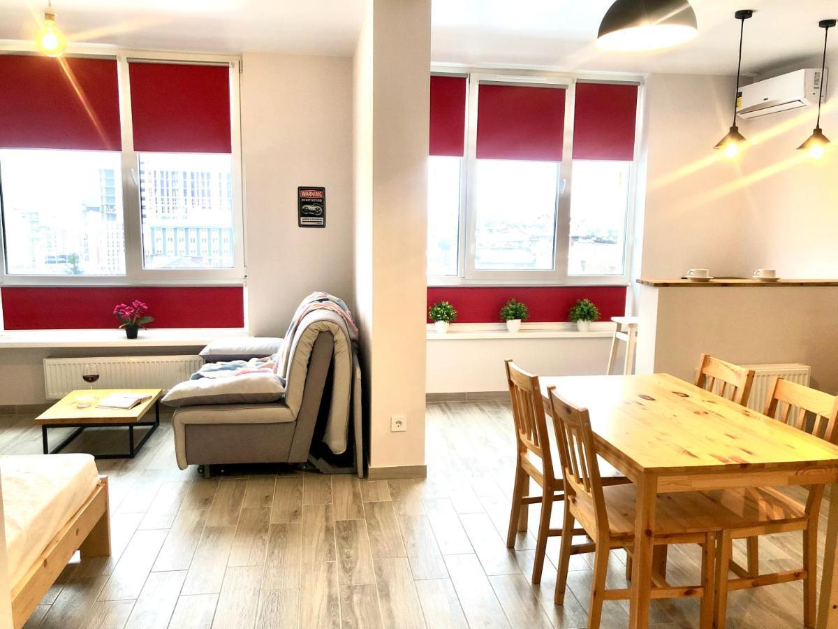 Osapart Beautiful Apartment In A Complex Semycvit Lviv Dış mekan fotoğraf