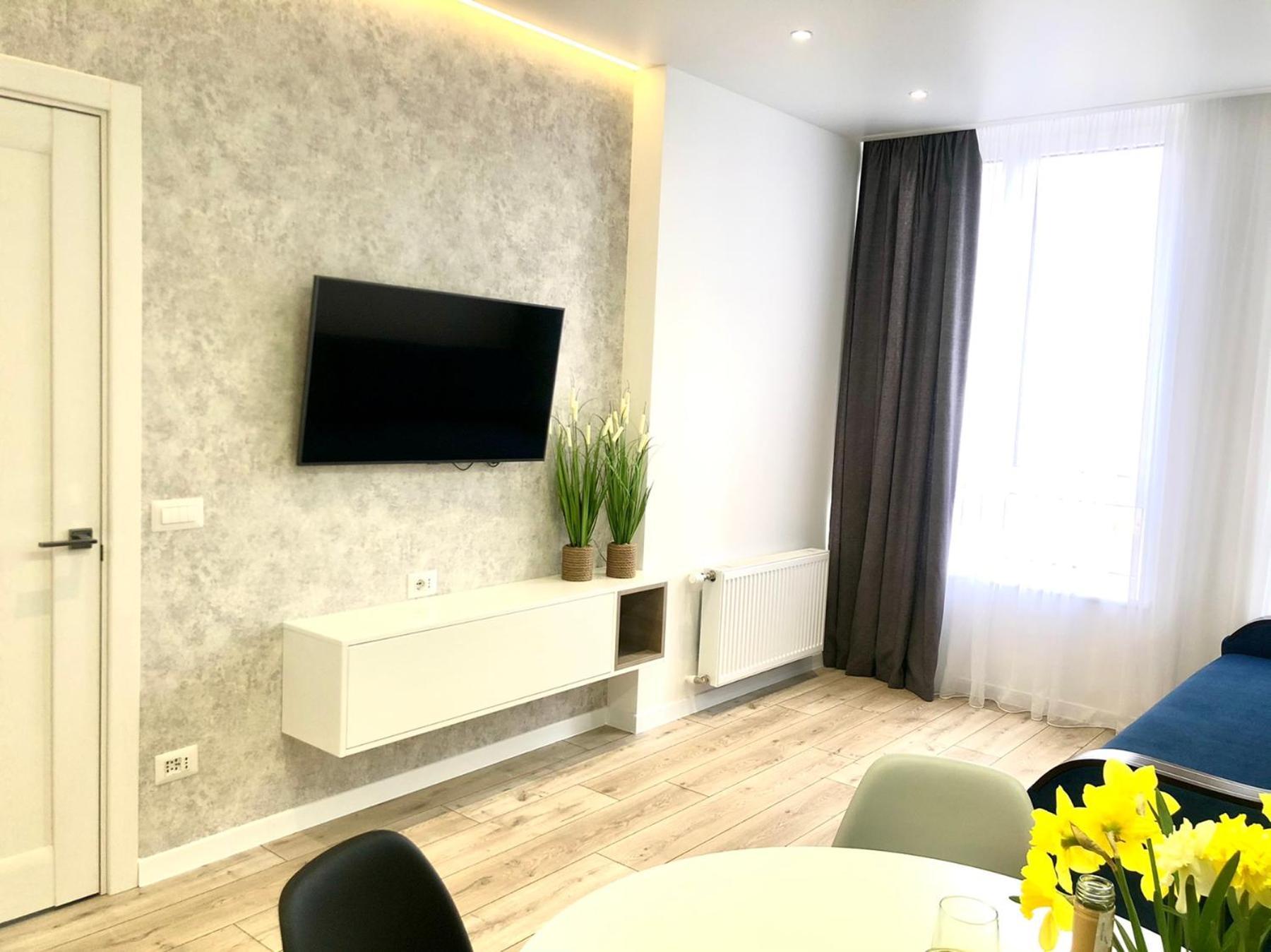 Osapart Beautiful Apartment In A Complex Semycvit Lviv Dış mekan fotoğraf